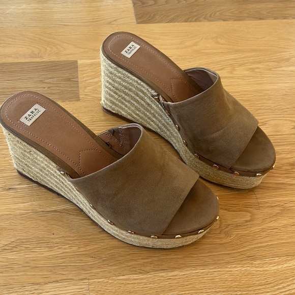 A pair of Zara shoes, camel color. - Picture 4 of 7